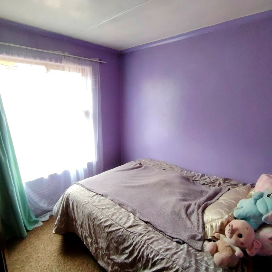 6 Bedroom Property for Sale in Mdantsane Nu 17 Eastern Cape